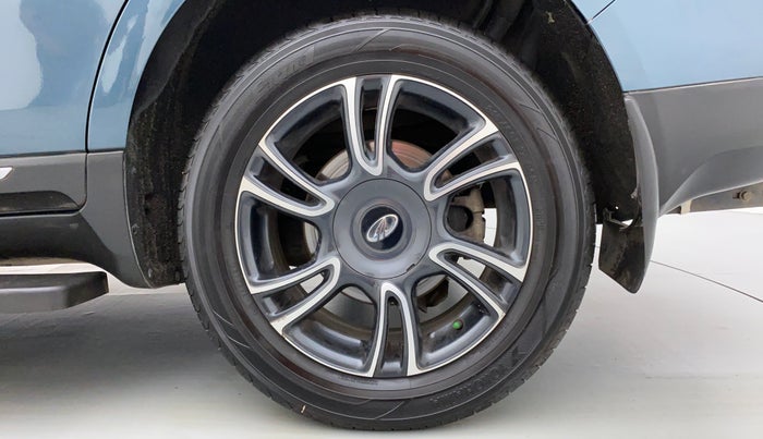 2019 Mahindra MARAZZO M8 7 STR, Diesel, Manual, 49,964 km, Left Rear Wheel