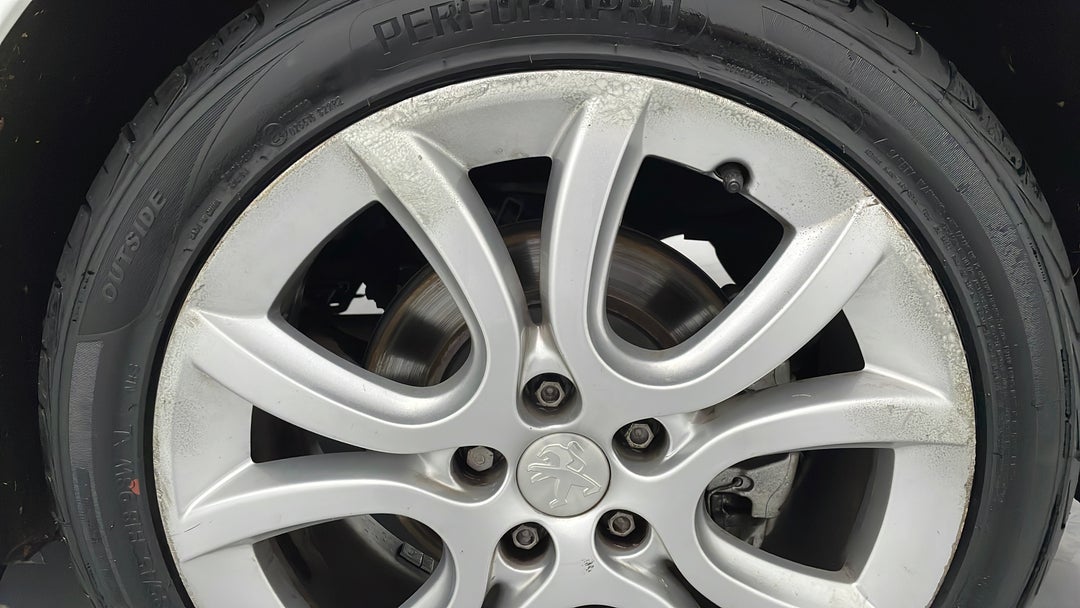 Wheels Rim Rear LHS Scratch