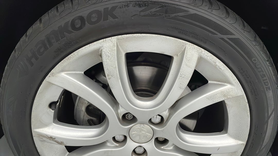 Wheels Rim Front LHS Scratch