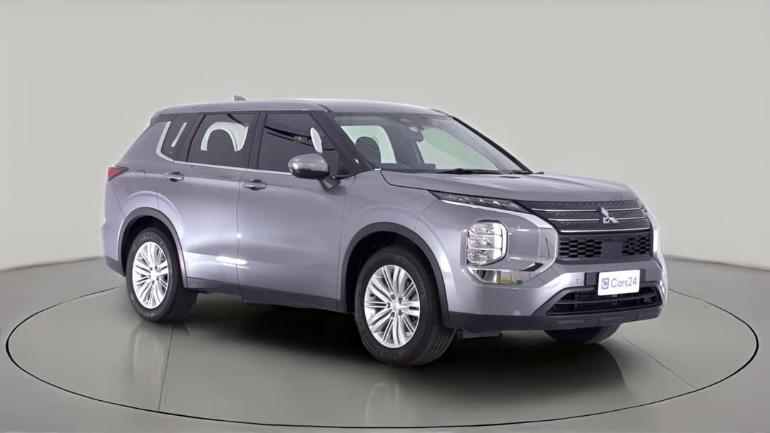 2023 Mitsubishi Outlander Es 5 Seat (2WD), Automatic, 63116 km, Right Front Diagonal (45- Degree) View