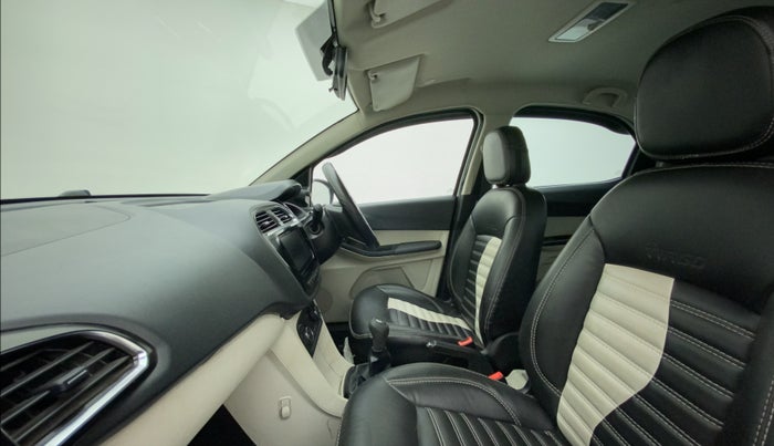 2022 Tata Tiago XZ PLUS CNG, CNG, Manual, 29,973 km, Right Side Front Door Cabin