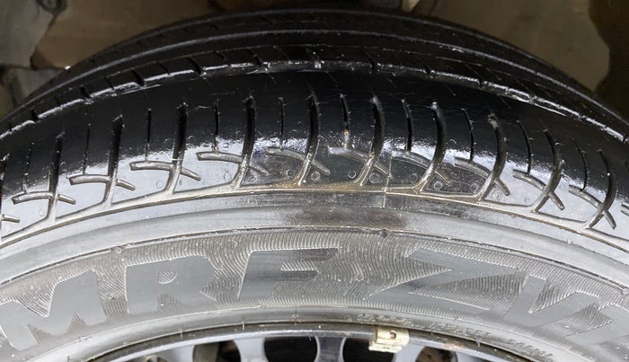 2018 Maruti Baleno DELTA 1.2 K12, Petrol, Manual, 27,047 km, Left Front Tyre Tread