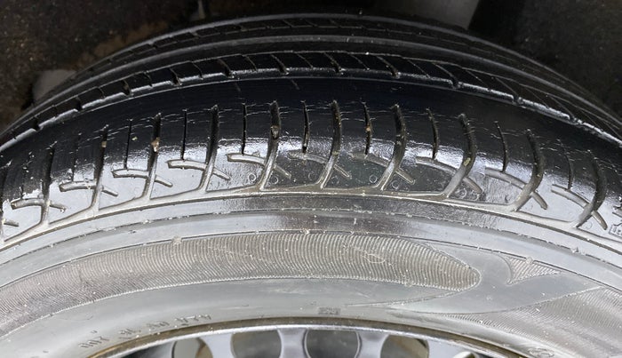 2018 Maruti Baleno DELTA 1.2 K12, Petrol, Manual, 27,047 km, Left Rear Tyre Tread