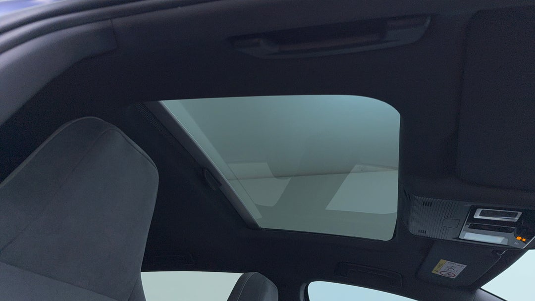 Interior Sunroof/Moonroof
