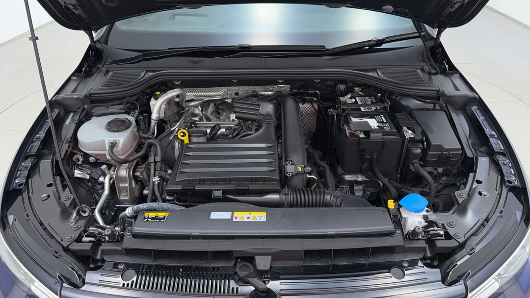 Open Bonnet (Engine)