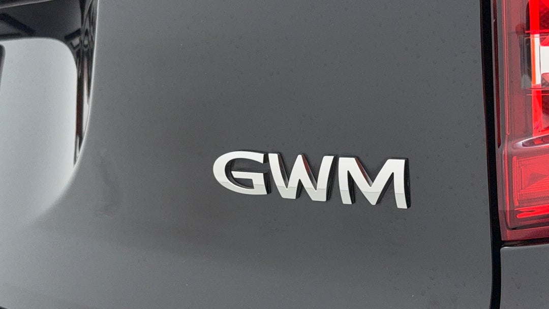 Badge (Boot Right Side)