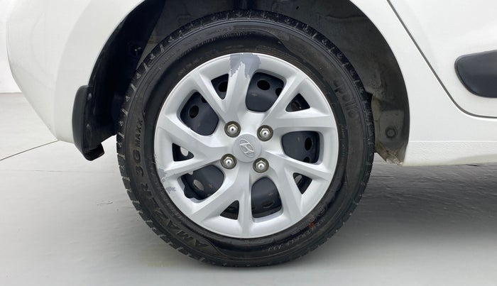 2017 Hyundai Grand i10 MAGNA 1.2 KAPPA VTVT, Petrol, Manual, 26,425 km, Right Rear Wheel