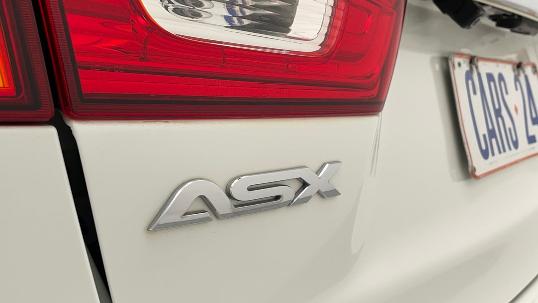 Badge (Boot Left Side)