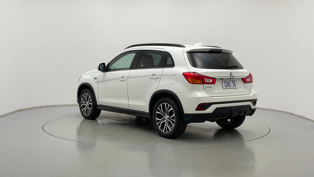 Left Back Diagonal (45- Degree) View