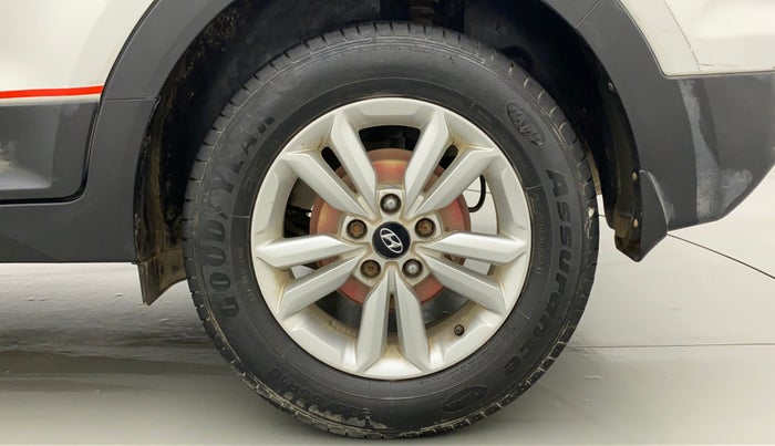 2016 Hyundai Creta SX PLUS 1.6 PETROL, Petrol, Manual, 45,050 km, Left Rear Wheel