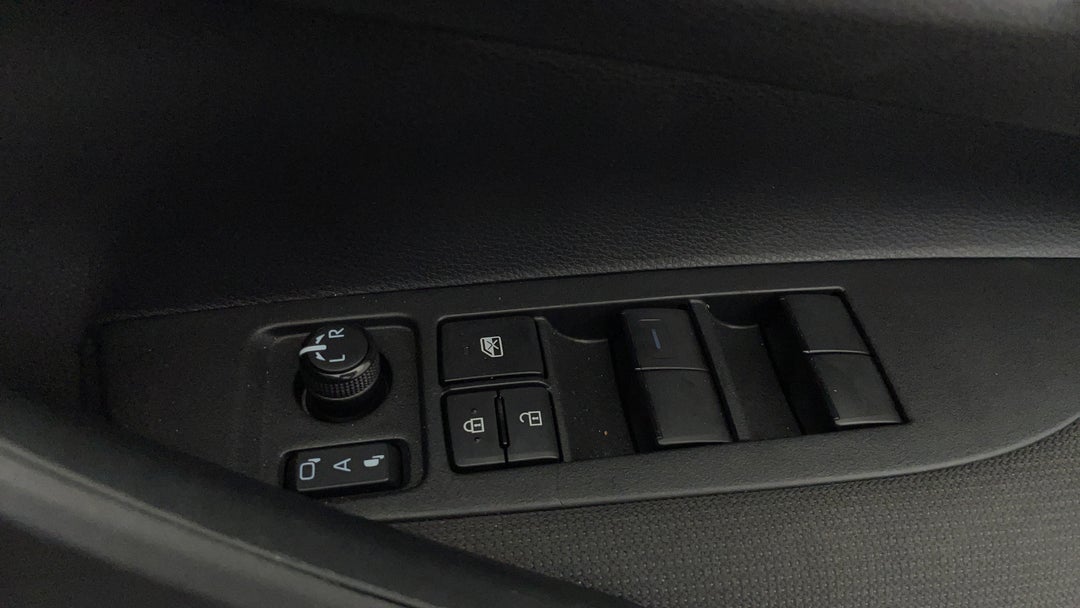 2024 Toyota Corolla Ascent Sport, Automatic, 21132 km, Drivers Side Door Panel Controls