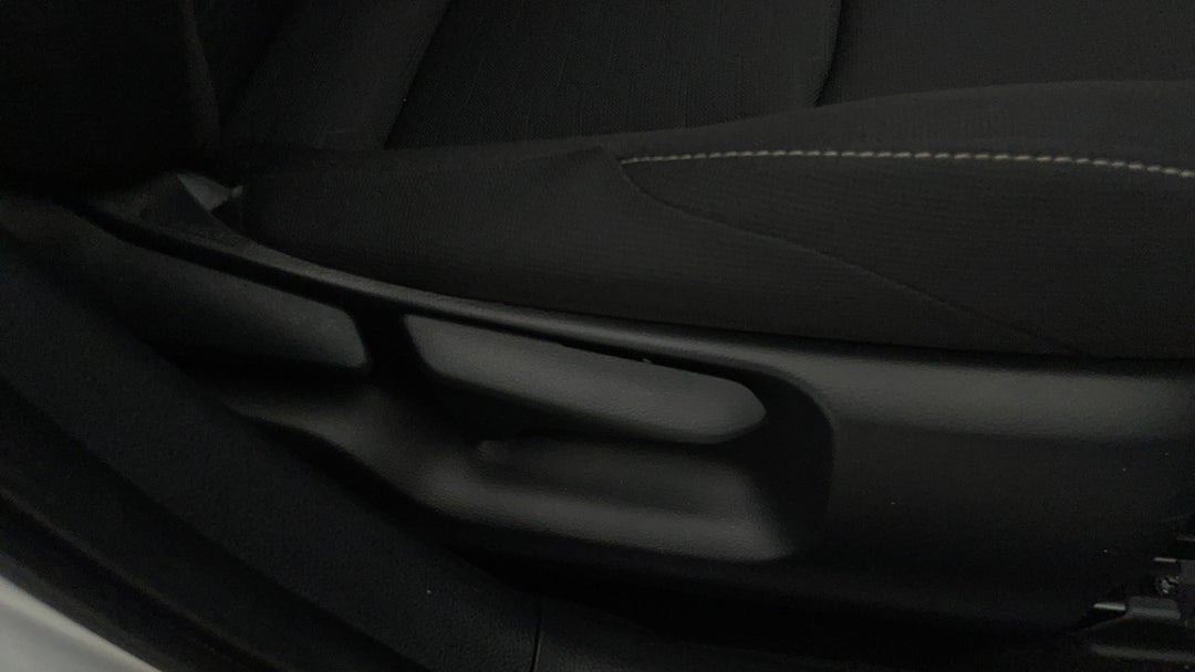 2024 Toyota Corolla Ascent Sport, Automatic, 21132 km, Drivers Side Adjustment Panel