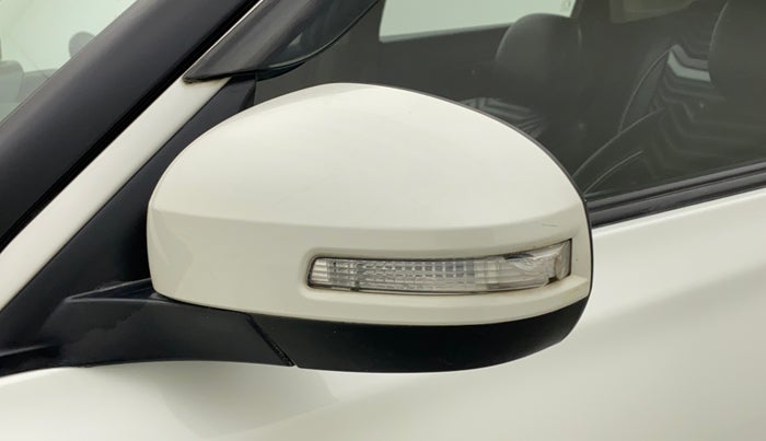 2021 Maruti Vitara Brezza LXI, Petrol, Manual, 57,999 km, Left rear-view mirror - Indicator light has minor damage