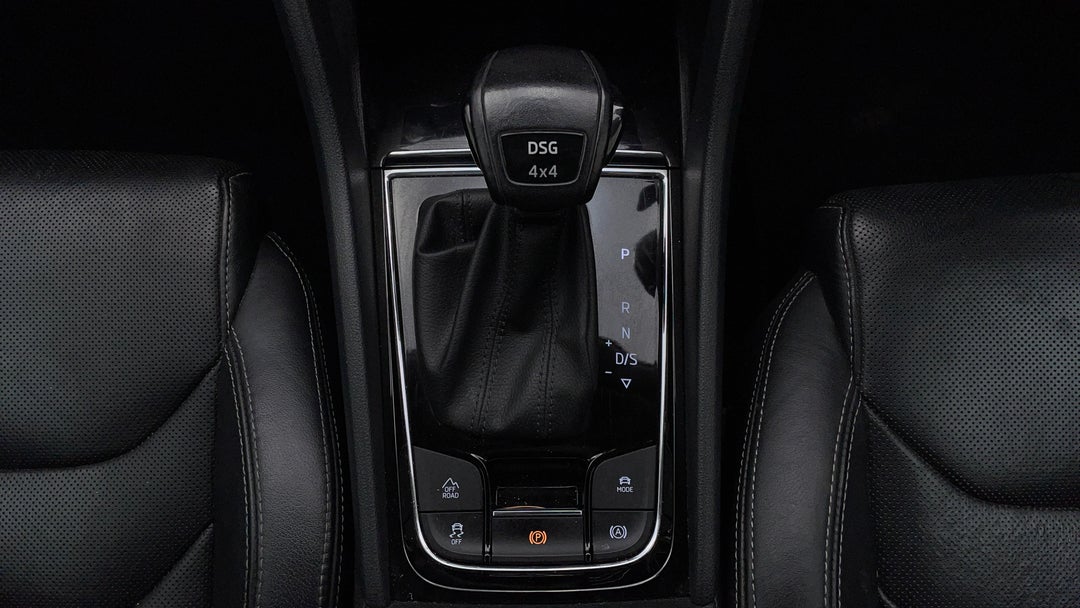 2017 SKODA Kodiaq 132 Tsi (4x4), Automatic, 85490 km, Gear Lever 