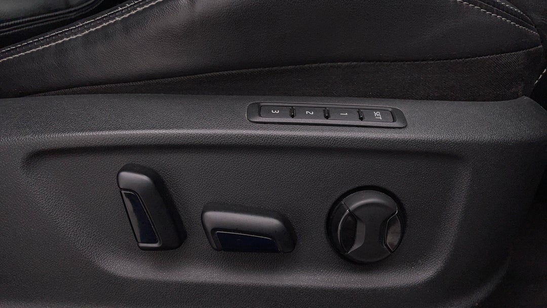 2017 SKODA Kodiaq 132 Tsi (4x4), Automatic, 85490 km, Drivers Side Adjustment Panel