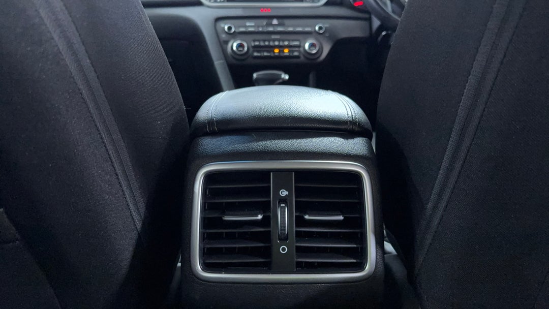 2018 Kia Sportage Si (FWD), Automatic, 84049 km, Rear A/C Vent