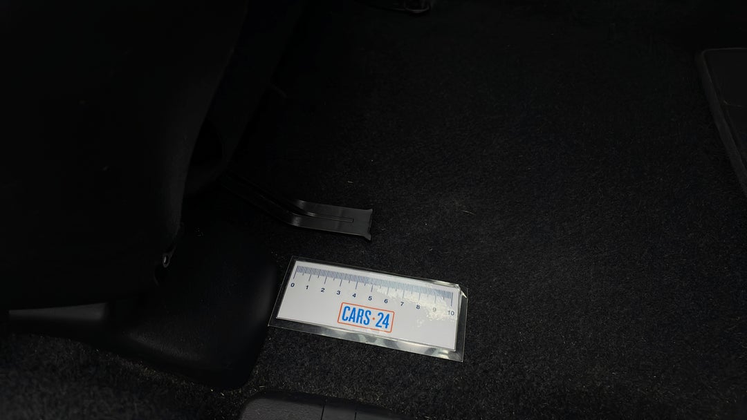 2016 Subaru Liberty 2.5i Premium, Automatic, 106980 km, Miscellaneous Interior Broken