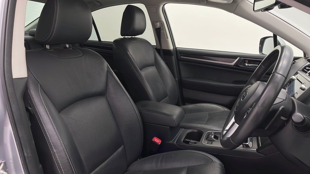 2016 Subaru Liberty 2.5i Premium, Automatic, 106980 km, Right Side Front Door Cabin View