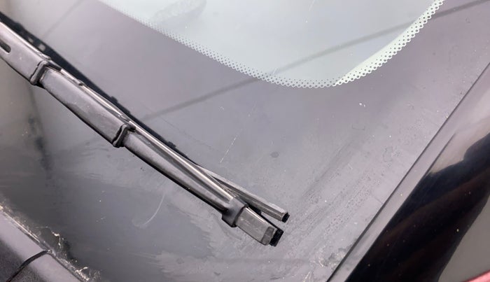 2021 KIA SELTOS HTX 1.5 PETROL MT, Petrol, Manual, 22,810 km, Front windshield - Wiper Blade Broken/Rusted