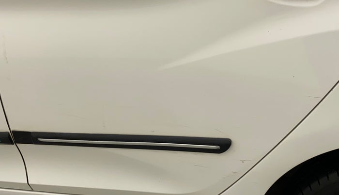 2014 Hyundai Eon D-LITE+, Petrol, Manual, 35,595 km, Rear left door - Minor scratches