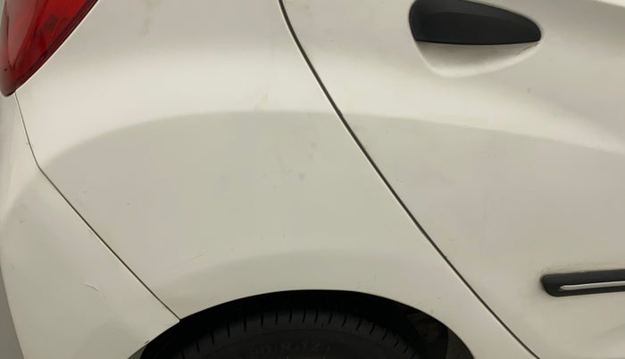 2014 Hyundai Eon D-LITE+, Petrol, Manual, 35,595 km, Right quarter panel - Minor scratches