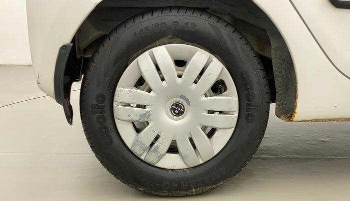 2014 Hyundai Eon D-LITE+, Petrol, Manual, 35,595 km, Right Rear Wheel