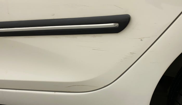 2014 Hyundai Eon D-LITE+, Petrol, Manual, 35,595 km, Rear left door - Slight discoloration