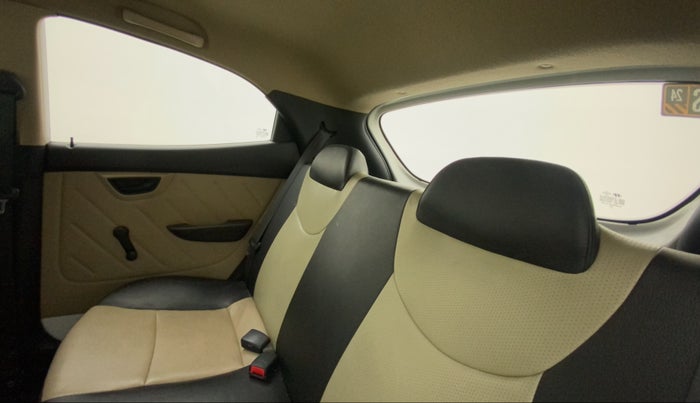 2014 Hyundai Eon D-LITE+, Petrol, Manual, 35,595 km, Right Side Rear Door Cabin