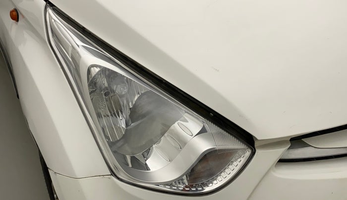 2014 Hyundai Eon D-LITE+, Petrol, Manual, 35,595 km, Right headlight - Minor scratches