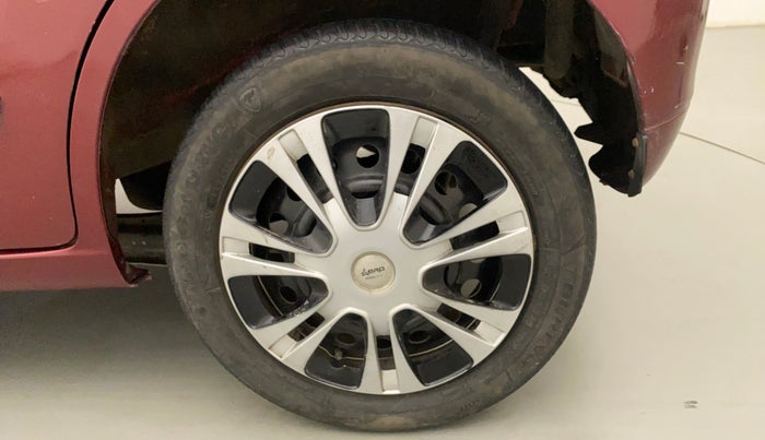 2012 Maruti Wagon R 1.0 VXI, Petrol, Manual, 84,468 km, Left Rear Wheel