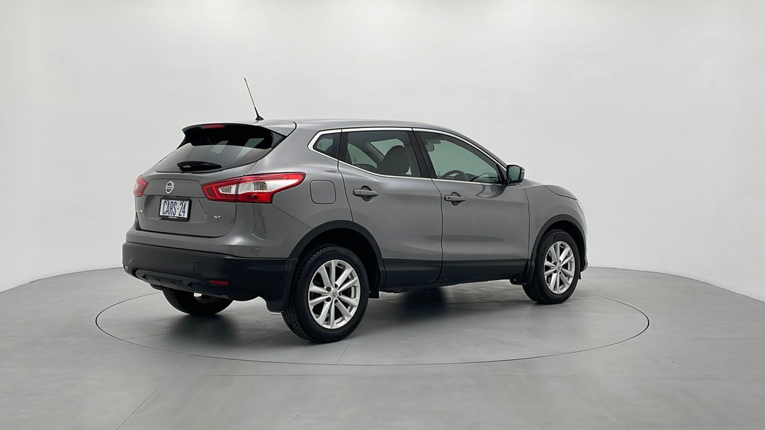 Right Back Diagonal (45- Degree) View