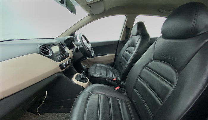 2016 Hyundai XCENT PRIME T+ PETROL, Petrol, Manual, 42,321 km, Right Side Front Door Cabin