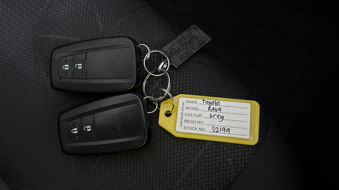2019 Toyota RAV4 Gxl (2WD), Automatic, 60086 km, Key Close-up