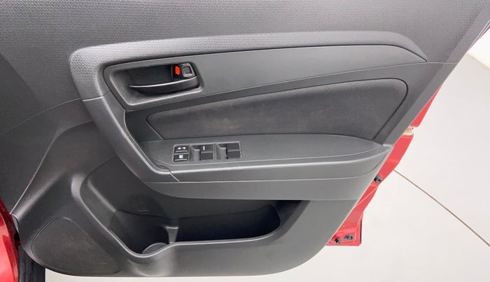 2017 Maruti Vitara Brezza VDI OPT, Diesel, Manual, 46,619 km, Driver Side Door Panels Control