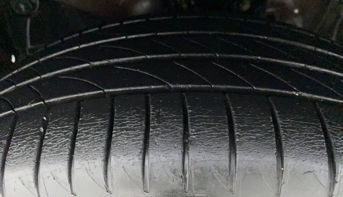2017 Honda BR-V 1.5 i-VTEC V, Petrol, Manual, 19,487 km, Left Front Tyre Tread