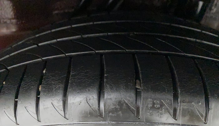 2017 Honda BR-V 1.5 i-VTEC V, Petrol, Manual, 19,487 km, Left Rear Tyre Tread