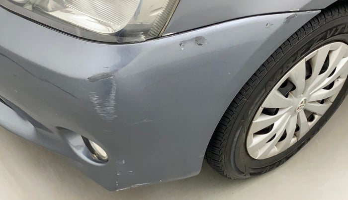 2013 Toyota Etios Liva G, Petrol, Manual, 1,15,988 km, Front bumper - Paint has minor damage