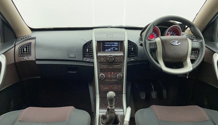 2014 Mahindra XUV500 W6 4X2, Diesel, Manual, 1,67,455 km, Dashboard