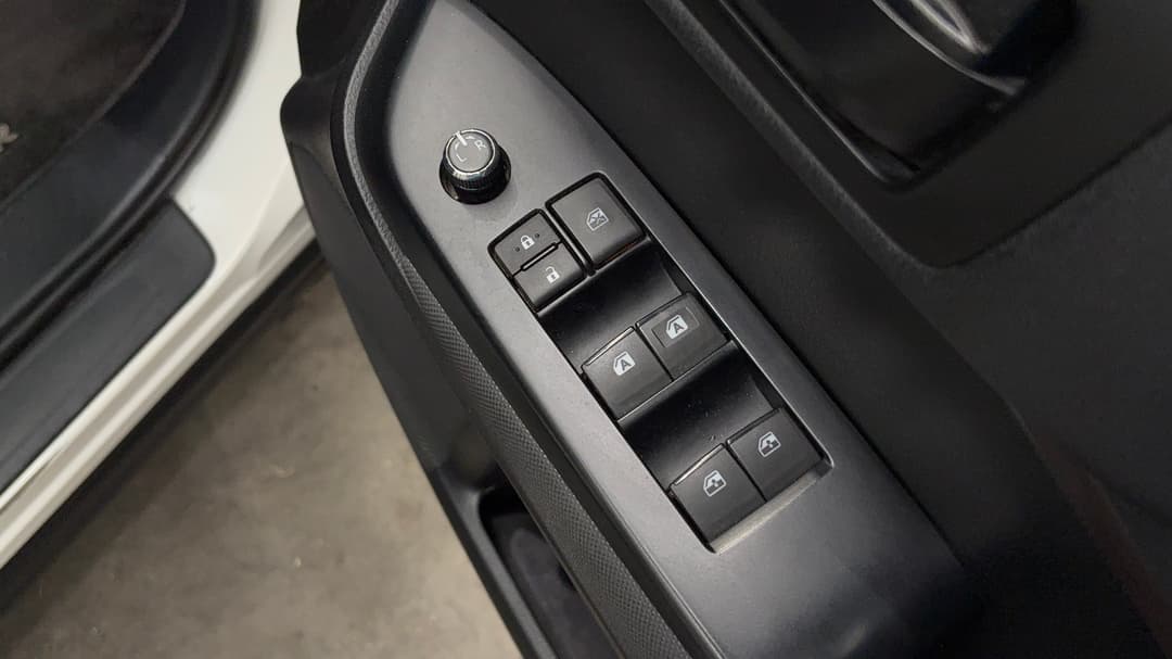 2019 Toyota Kluger Gx (4x2), Automatic, 95295 km, Drivers Side Door Panel Controls