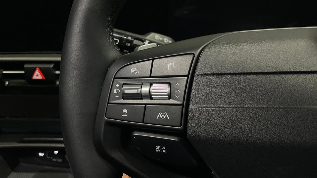 2025 Kia Sportage Gt-line Hev (AWD), Automatic, 3036 km, Cruise Control