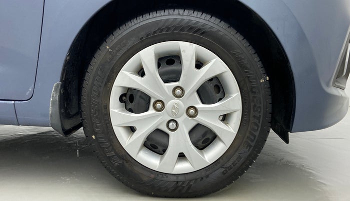 2013 Hyundai Grand i10 MAGNA 1.1 CRDI, Diesel, Manual, 63,735 km, Right Front Wheel
