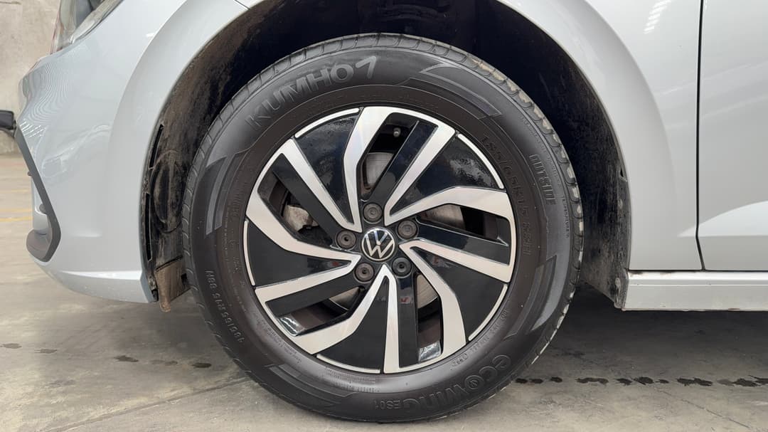 2024 Volkswagen Polo Life, Automatic, 24594 km, Left Front Wheel