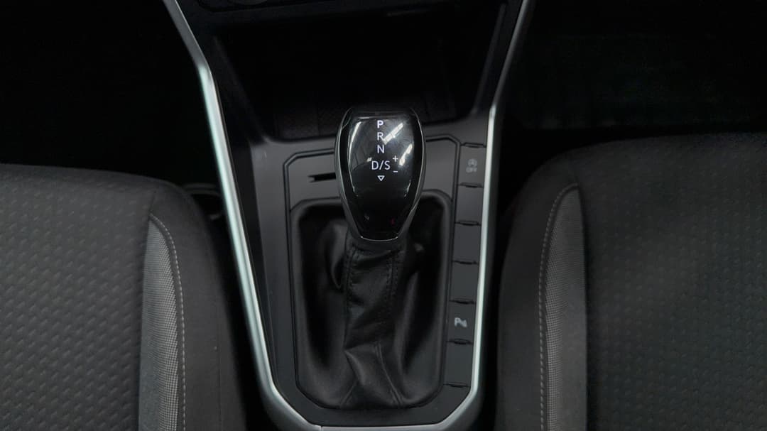 2024 Volkswagen Polo Life, Automatic, 24594 km, Gear Lever 
