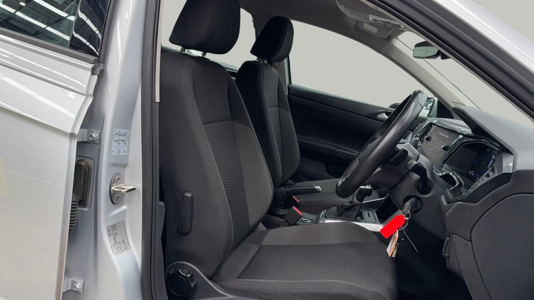 2024 Volkswagen Polo Life, Automatic, 24594 km, Right Side Front Door Cabin View