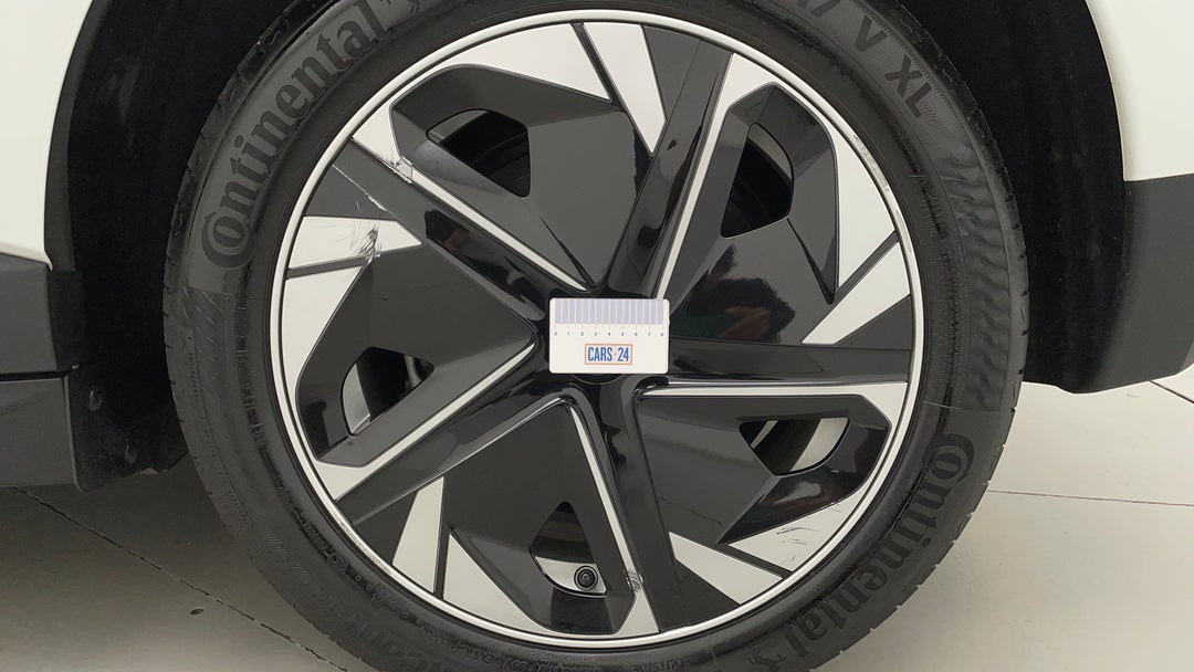 Wheels Rim Rear LHS Gutter Rash