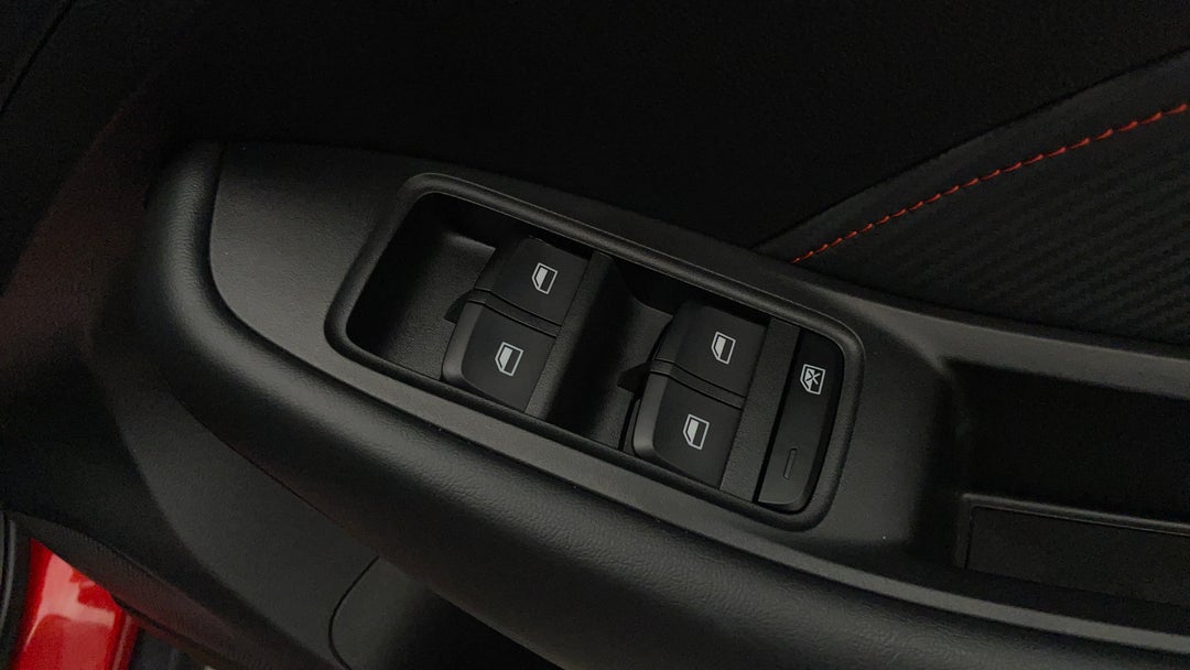 2023 MG ZS EV Essence, Automatic, 36862 km, Drivers Side Door Panel Controls