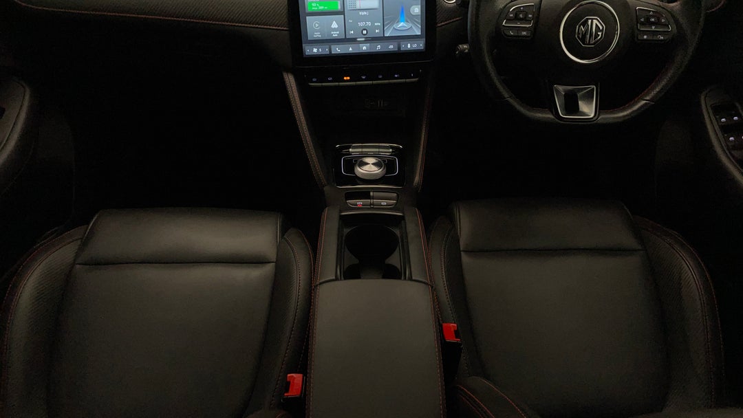 2023 MG ZS EV Essence, Automatic, 36862 km, Center Console