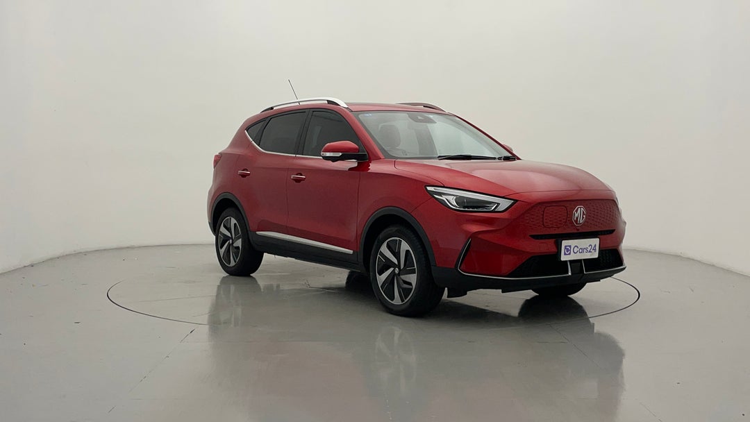 2023 MG ZS EV Essence, Automatic, 36862 km, Right Front Diagonal (45- Degree) View