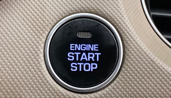 2015 Hyundai Grand i10 ASTA 1.2 KAPPA VTVT, Petrol, Manual, 71,951 km, Keyless Start/ Stop Button