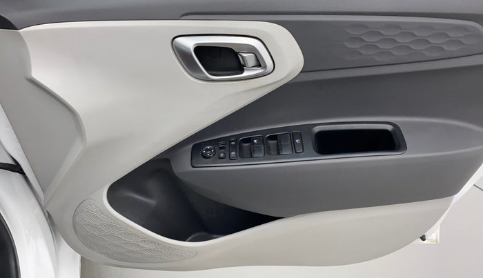 2021 Hyundai GRAND I10 NIOS SPORTZ AMT 1.2 KAPPA VTVT, Petrol, Automatic, 17,916 km, Driver Side Door Panels Control